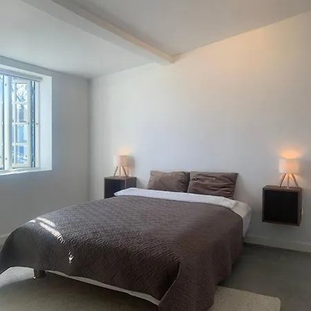 Super Funktionel Bolig Ferienhaus